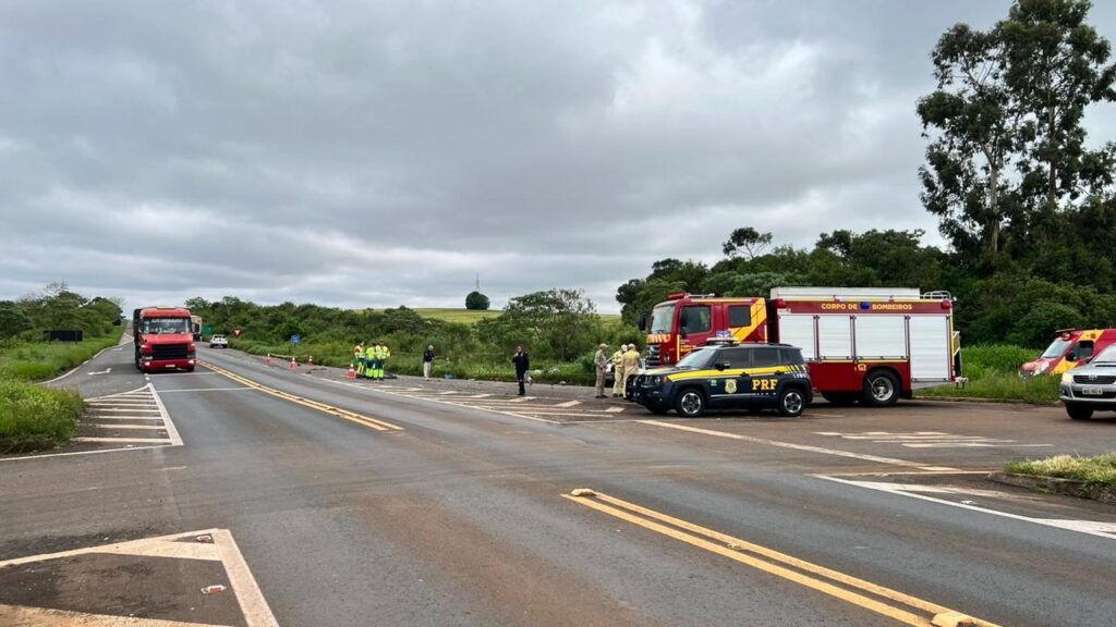 Quatro Pessoas Morrem Em Grave Acidente Na BR 277 Em Guarapuava