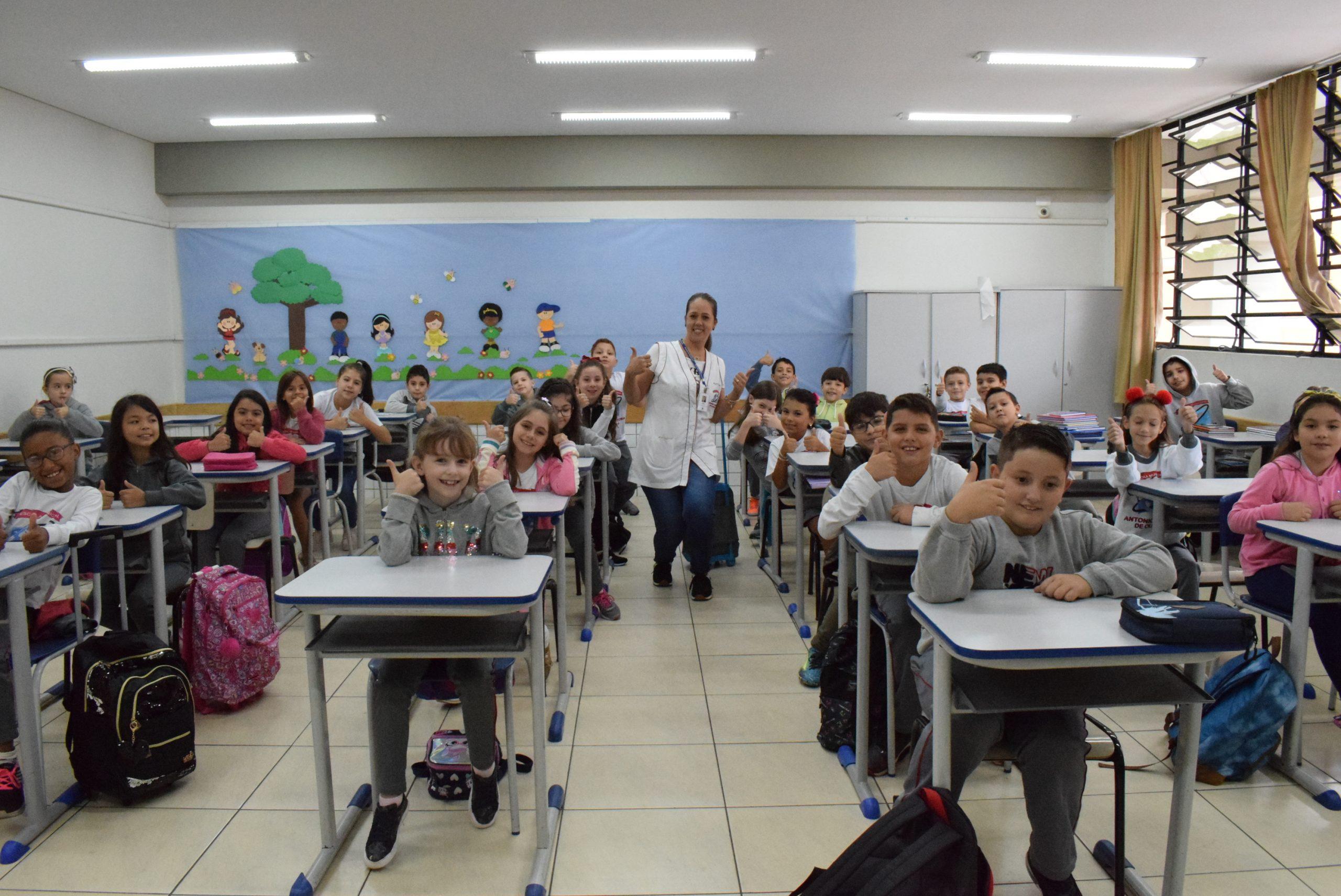 18 Mil Alunos Da Rede Municipal De Ensino Retornam às Aulas Nesta Terça