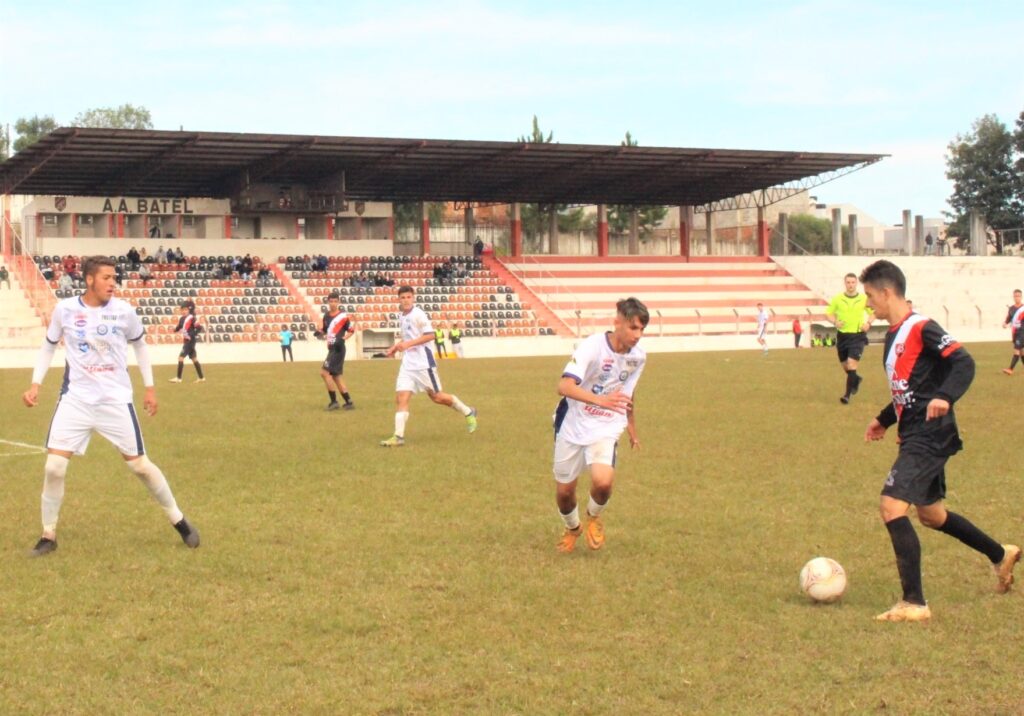 Estadual Sub-17: precisando do resultado, Batalhão goleia a Esc