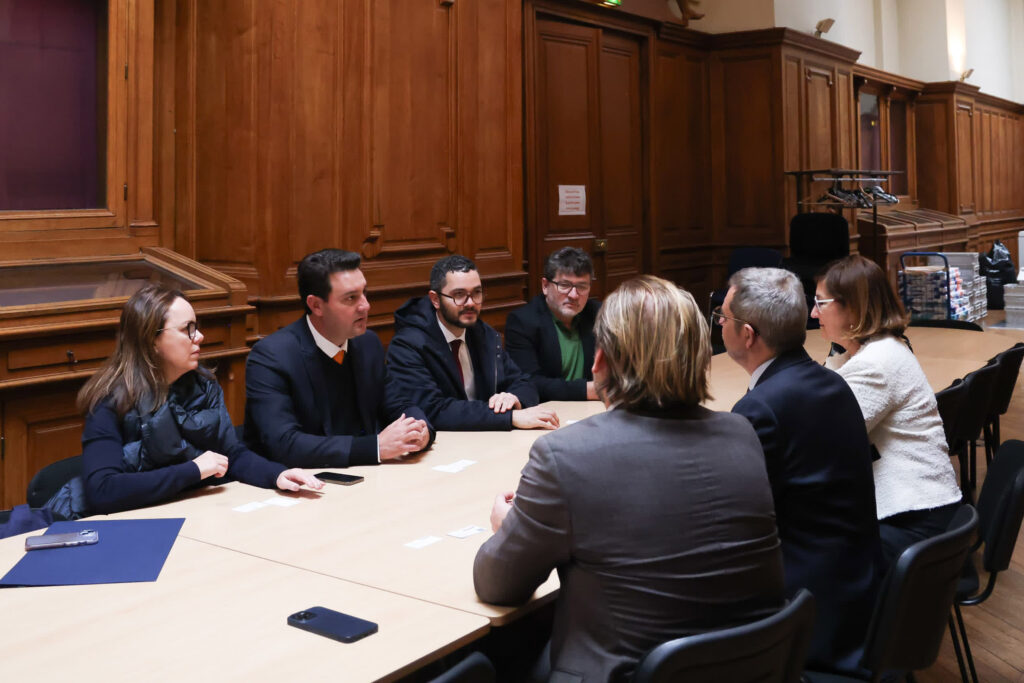 Paraná quer receber unidade da Escola de Balé da Ópera de Paris ...